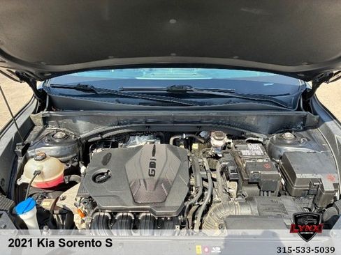 Used 2021 Kia Sorento S AWD/4WD image 39