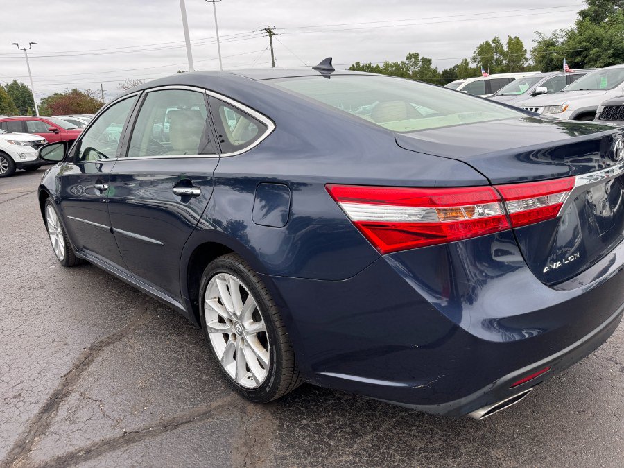 Used 2015 Toyota Avalon Limited FWD image 10