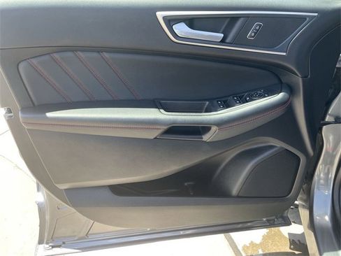 Used 2024 Ford Edge ST-Line image 21