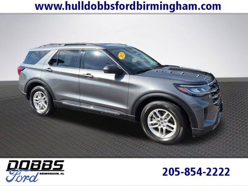 Certified 2025 Ford Explorer Active image 1