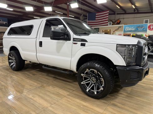 Used 2013 Ford F250 XL RWD image 4
