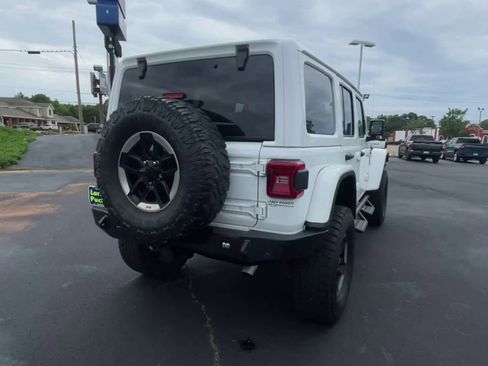 Used 2018 Jeep Wrangler Unlimited Rubicon AWD/4WD image 8