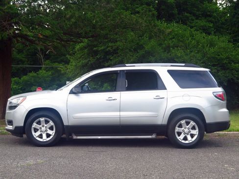 Used 2014 GMC Acadia SLE AWD/4WD image 2