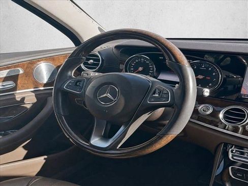 Used 2017 Mercedes-Benz E 300 image 25
