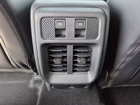 New 2026 Ford Bronco Outer Banks w/ Sasquatch Package image 17