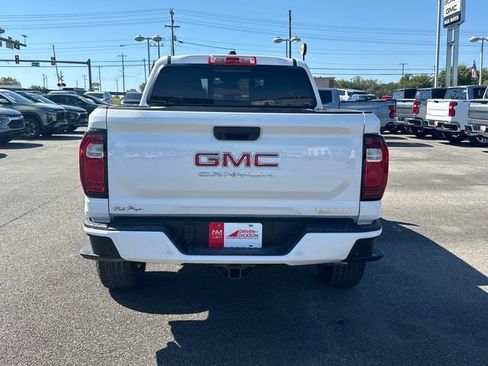 New 2026 GMC Canyon Elevation image 4