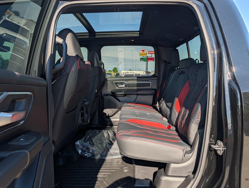 New 2026 RAM 1500 Big Horn AWD/4WD image 6