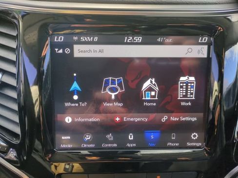 Used 2021 Jeep Cherokee Limited w/ Elite Package AWD/4WD image 16