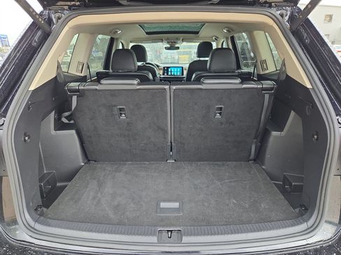 Used 2024 Volkswagen Atlas SE FWD image 29