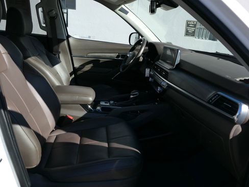 Used 2022 Kia Telluride SX w/ Towing Package image 27