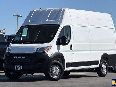 Used 2025 RAM ProMaster 3500 FWD image 8