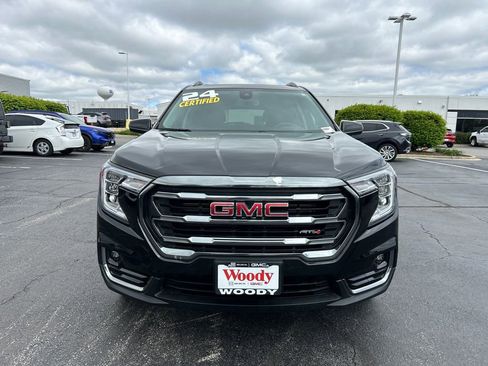 Used 2024 GMC Terrain AT4 AWD/4WD image 4