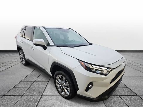 Used 2025 Toyota RAV4 XLE Premium w/ Weather Package AWD/4WD image 3