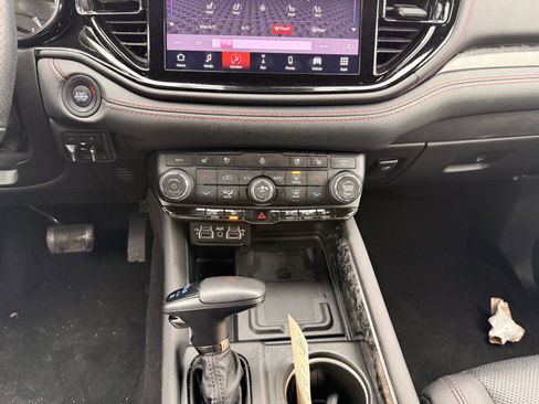 Used 2024 Dodge Durango R/T image 9