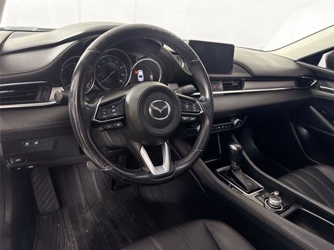 Used 2018 MAZDA MAZDA6 Touring image 4
