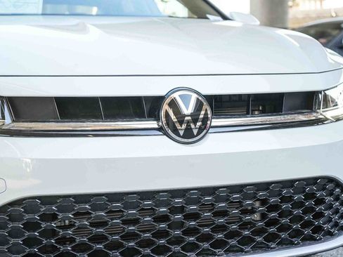 New 2026 Volkswagen Jetta SE image 5