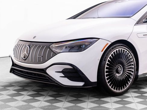 Certified 2023 Mercedes-Benz EQE AMG 4MATIC Sedan image 34