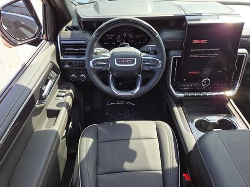 New 2026 GMC Yukon Elevation w/ Elevation Premium Package AWD/4WD image 3