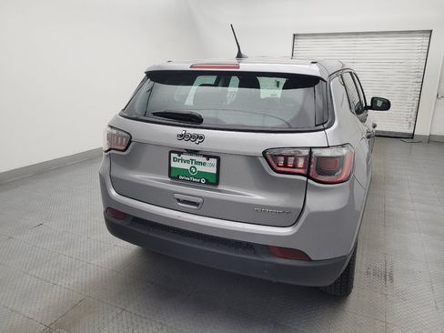 Used 2019 Jeep Compass Sport FWD image 7