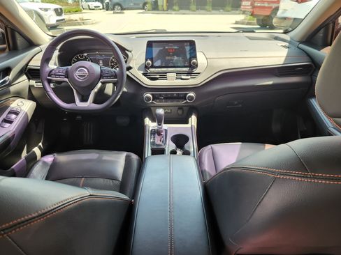 Used 2019 Nissan Altima 2.5 SR w/ SR Premium Package FWD image 8