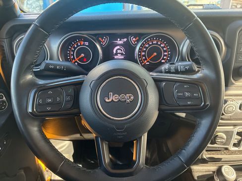 Used 2019 Jeep Wrangler Unlimited Sport S AWD/4WD image 21