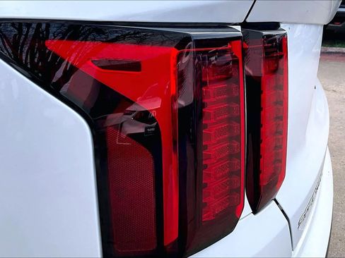 Used 2023 Kia Sorento S image 26