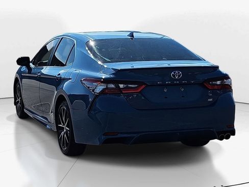 Used 2023 Toyota Camry SE image 7