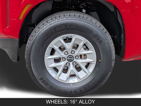 Certified 2024 Nissan Frontier SV image 11
