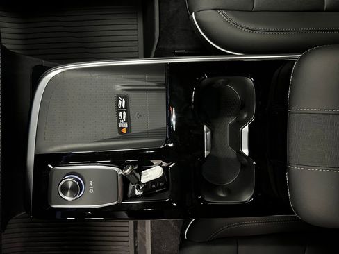 New 2026 Buick Enclave Preferred w/ Power Package AWD/4WD image 26