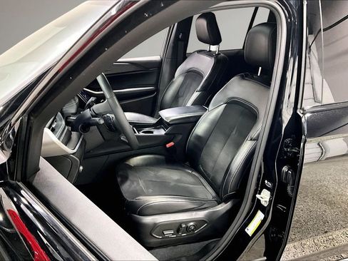 Used 2024 Jeep Grand Cherokee Altitude image 21