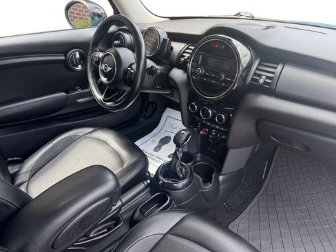 Used 2015 MINI Cooper 2-Door Hardtop FWD image 4