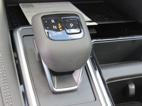 New 2026 Nissan Pathfinder Platinum image 22