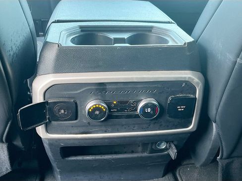 Used 2024 Ford Expedition Max XLT AWD/4WD image 25