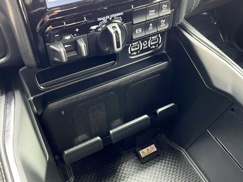 Used 2023 RAM 2500 Limited image 54