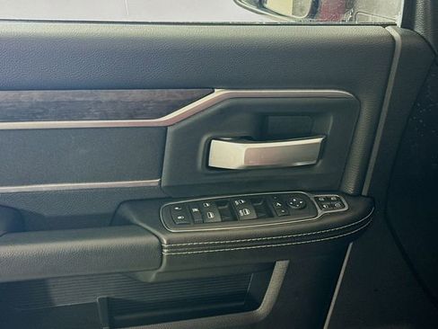 Used 2024 RAM 2500 Big Horn w/ Bed Utility Group image 17