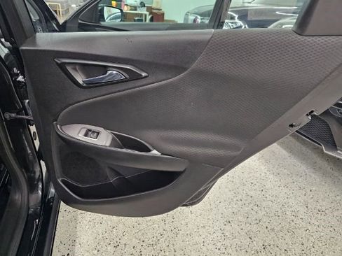 Used 2022 Chevrolet Malibu LT image 28