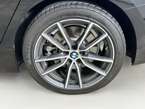 Used 2019 BMW 330i Sedan RWD image 11