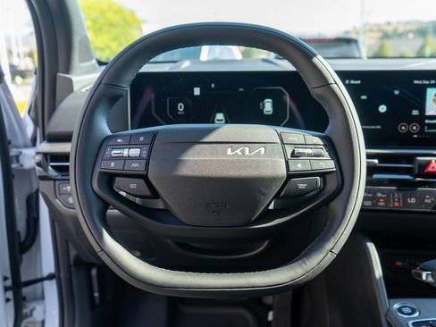 New 2026 Kia Sportage X-Line w/ X-Line Technology Package AWD/4WD image 15