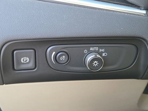 Used 2018 Buick Enclave Premium w/ Trailering Package image 12