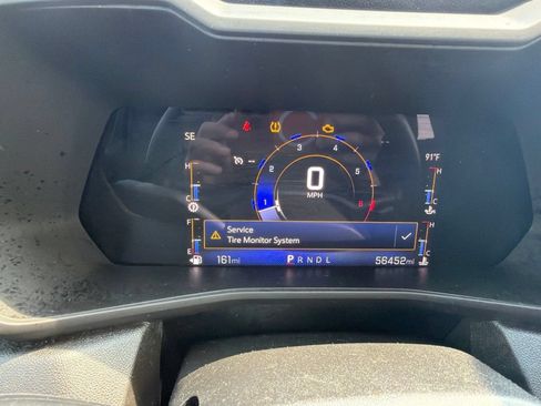 Used 2023 Chevrolet Colorado W/T RWD image 9