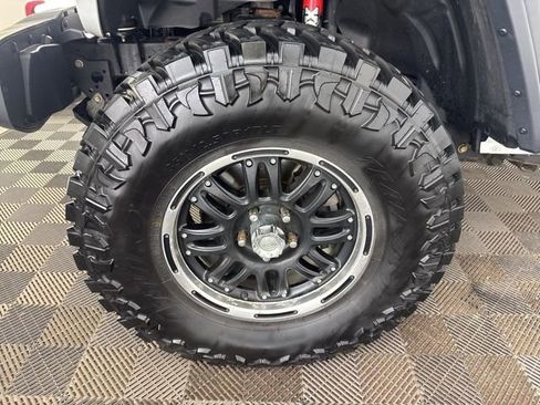 Used 2020 Jeep Gladiator Rubicon w/ Trailer Tow Package image 37