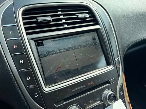 Used 2018 Lincoln MKX Reserve w/ Lincoln MKX Climate Package AWD/4WD image 14