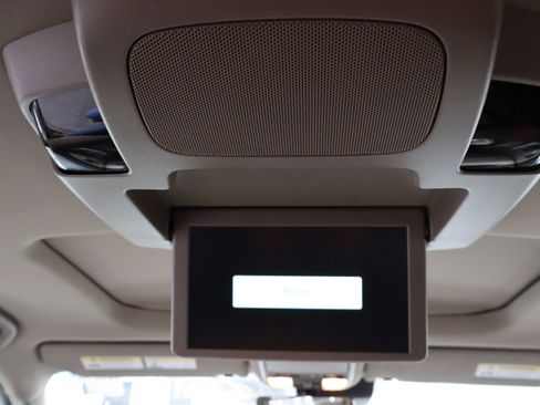 Used 2019 Honda Pilot Touring image 12