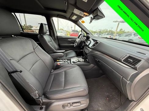 Used 2023 Honda Passport EX-L image 13