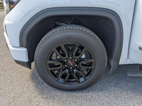 Used 2026 GMC Sierra 1500 Elevation image 36