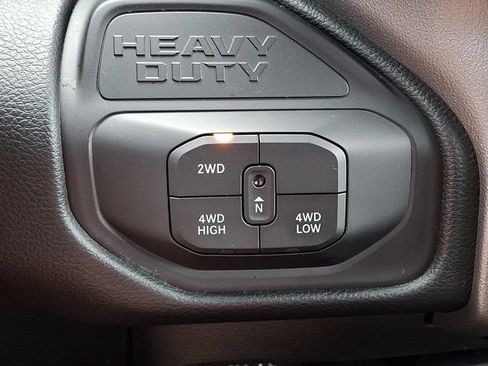 Certified 2026 RAM 2500 Big Horn AWD/4WD image 28