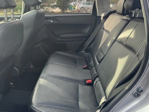 Used 2014 Subaru Forester 2.5i Limited w/ Popular Package #2 image 11