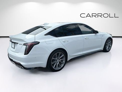 Used 2022 Cadillac CT5 V w/ Platinum Package RWD image 3