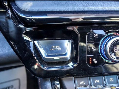 Used 2024 GMC Sierra 1500 AT4 w/ Technology Package image 16