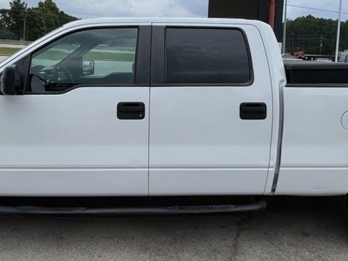 Used 2011 Ford F150 XLT w/ Trailer Tow Pkg image 7